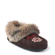 Metis moccasins clearance